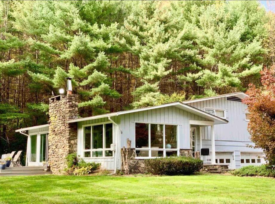 Prattvilla -Catskill -Mountain Escape 5 Bedroom ,3 Bath With Hot Tub Prattsville Exterior foto